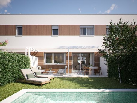 Una vivienda con piscina en el jardín de la promoción Dryas de AEDAS Homes en Alcalá de Henares