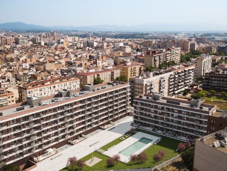 Imagen aérea de la nueva promoción Seyssel de AEDAS Homes en Barberà del Vallès